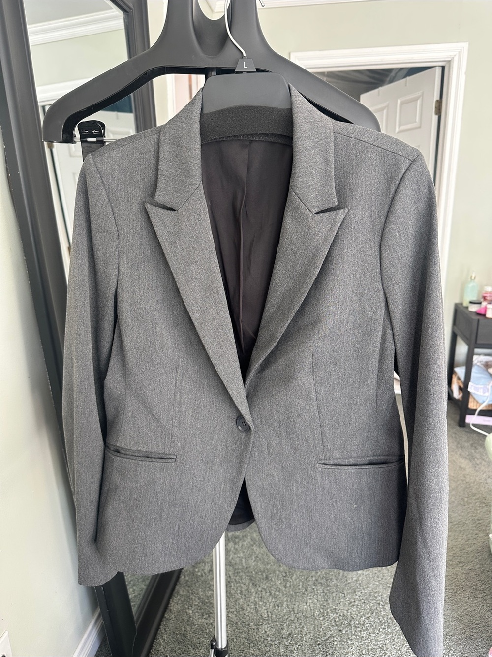 Express Women's Charcoal Gray Single-Button Blazer